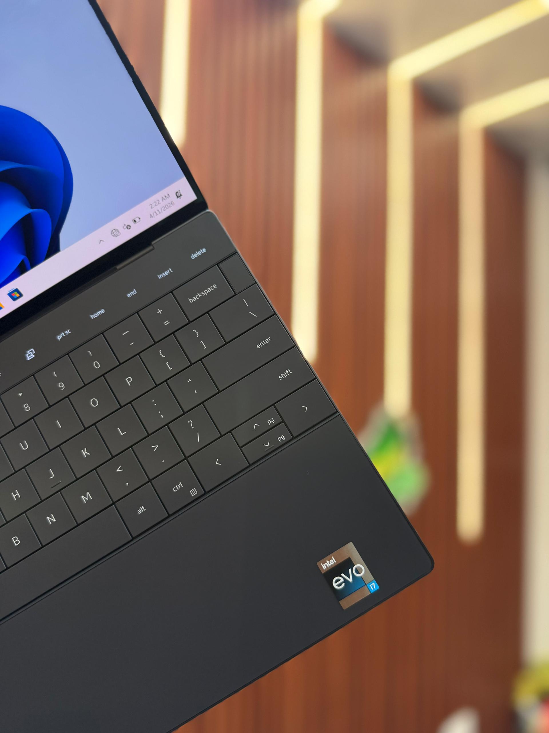 Dell XPS 13 Plus Intel Core i7 12th Gen 13.3" Laptop - 4800MHz RAM thumbnail 4