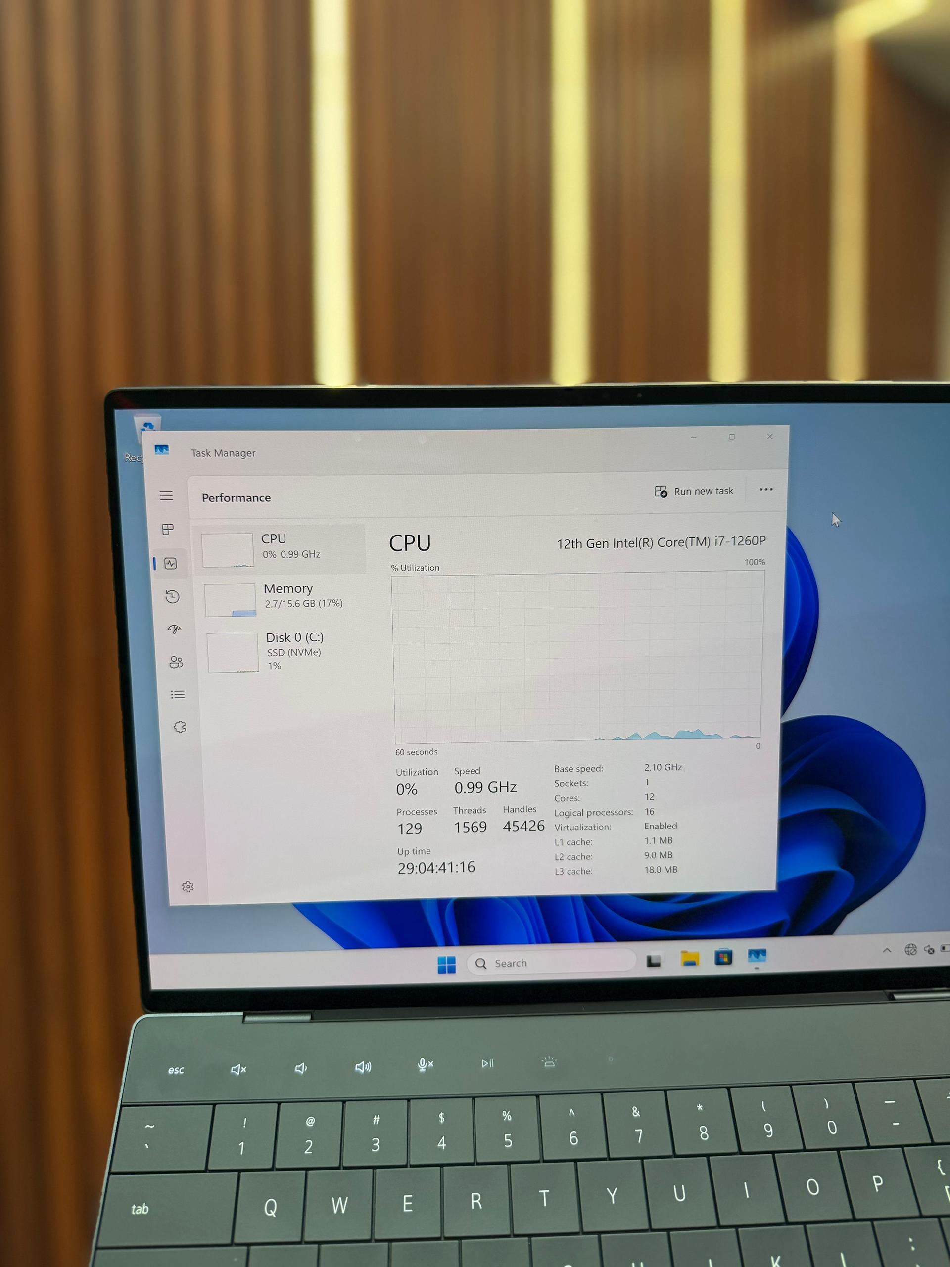 Dell XPS 13 Plus Intel Core i7 12th Gen 13.3" Laptop - 4800MHz RAM thumbnail 3
