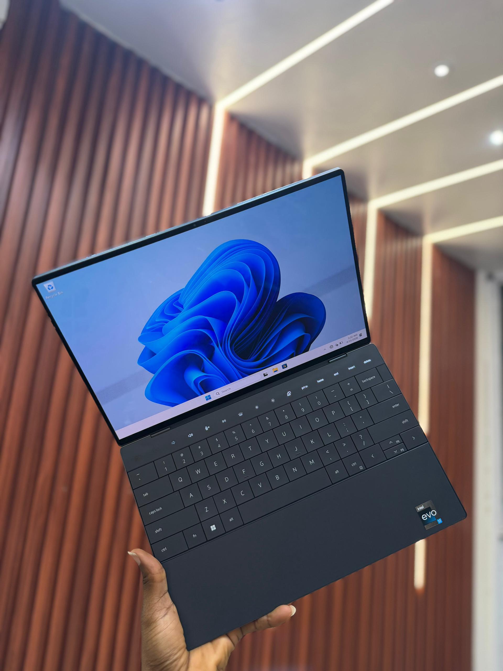 Dell XPS 13 Plus Intel Core i7 12th Gen 13.3" Laptop - 4800MHz RAM thumbnail 6