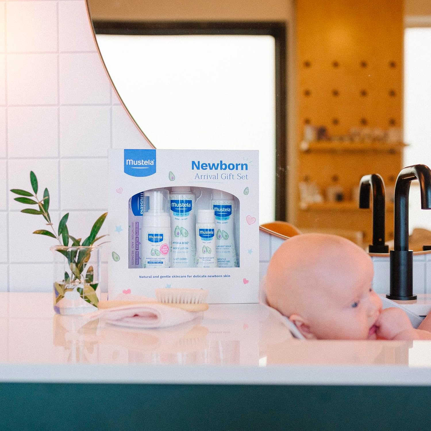 Mustela Welcome Baby Gift Set Skincare