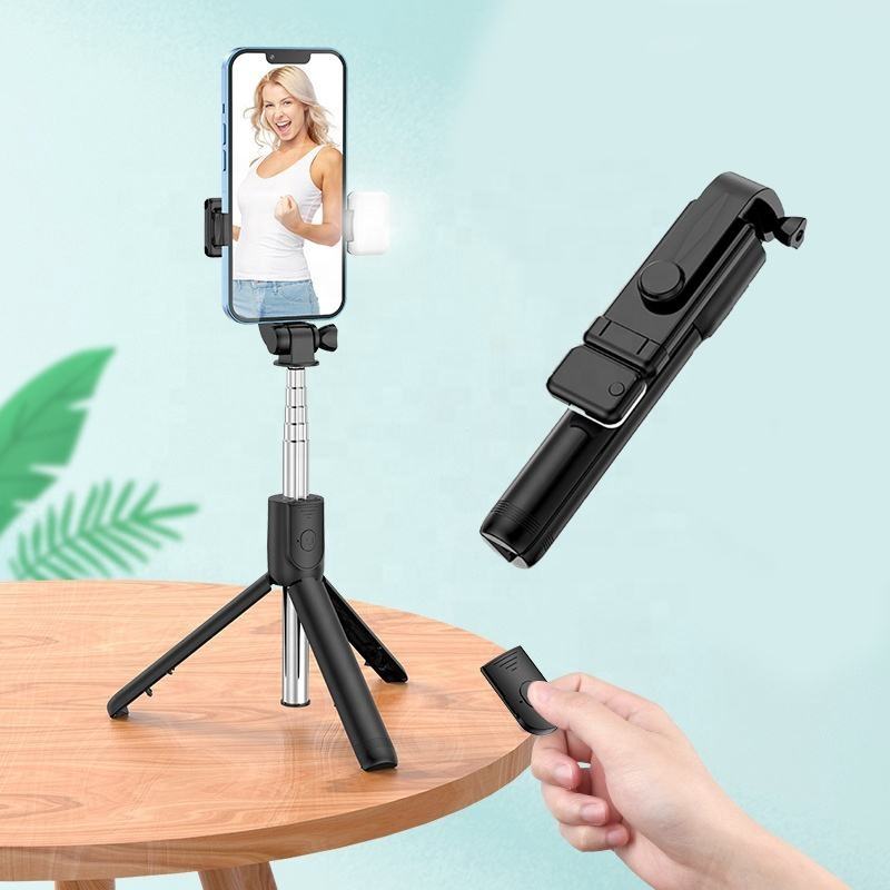 Hot Selling Phone Stand Portable Mini Selfie Stick Tripod 360 Rotation Flexible Extendable Gym Selfie Stick Tripod With Light