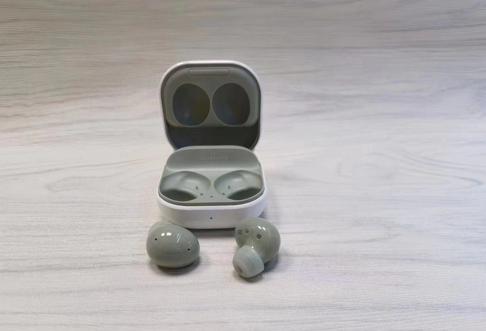 Samsung Galaxy Buds2 Wireless Headset Mini Bluetooth 5.0 Stereo Earphone With Mic For IOS android Samsung Sport Gaming Earbuds