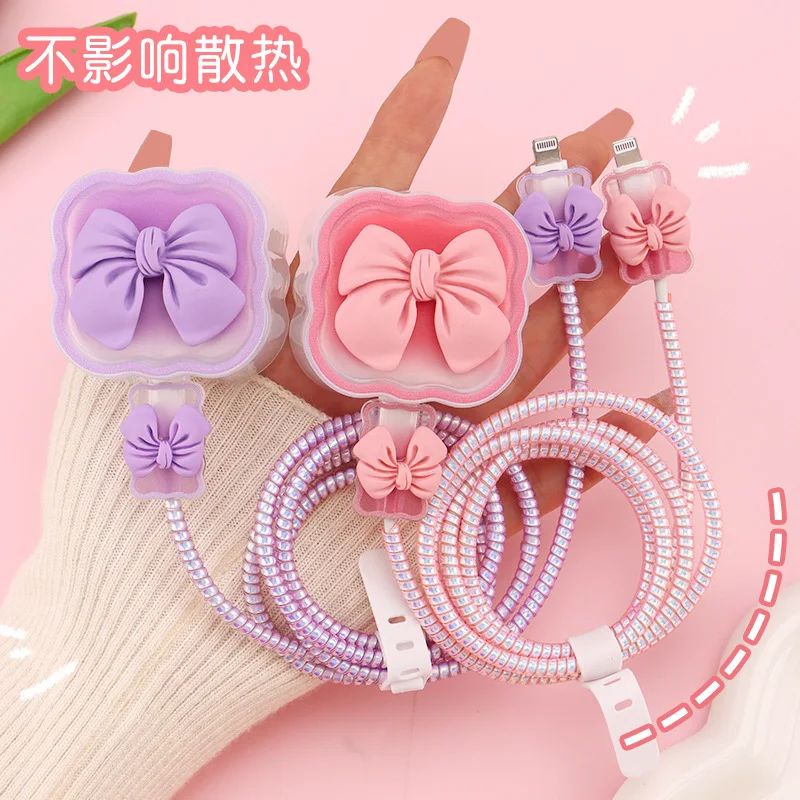 New Wavy Bow Cable Protector for iPhone 20W UK
