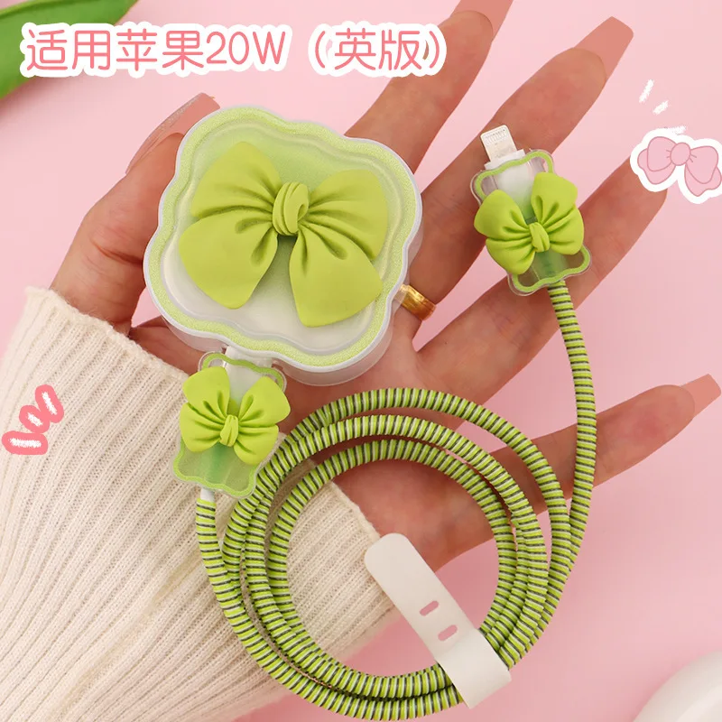 New Wavy Bow Cable Protector for iPhone 20W UK