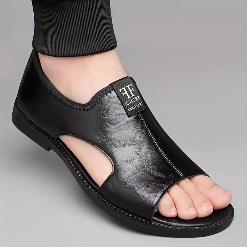 Brand Man Sandals Designer Fashion Leather Casual for Men Summer Comfortable Beach Slippers Outdoor Non-slip Men Sandalias 2024
