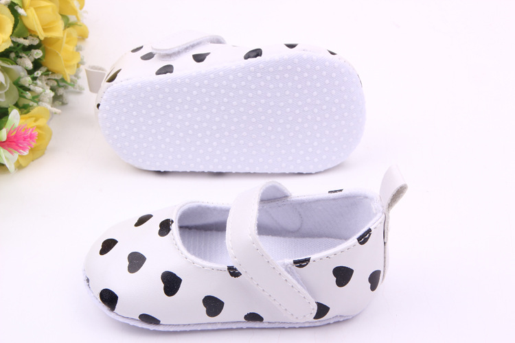 Classic Children Baby Kids Boy Girl PU Heart Shaped Floor Shoes Autumn Fashion Non-Slip Soft Toddlers First Walkers