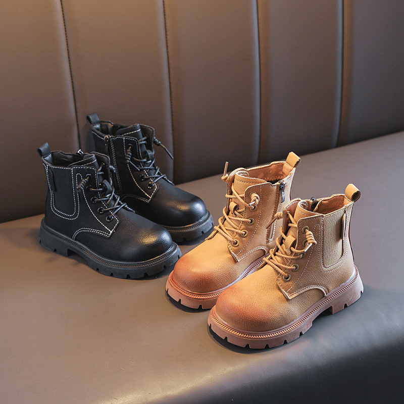 2024 New Korean Fashion Children's Shoes Children's Martin Boots Girls' Mid Top Short Boots Mid Big Children's Outdoor Single Bo