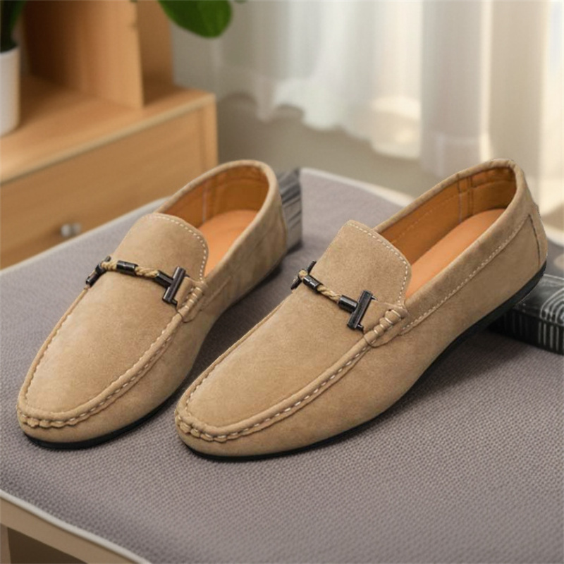 Black Men's Casual Shoes Men's Leather Shoes High-quality and Fashionable Bean Shoes