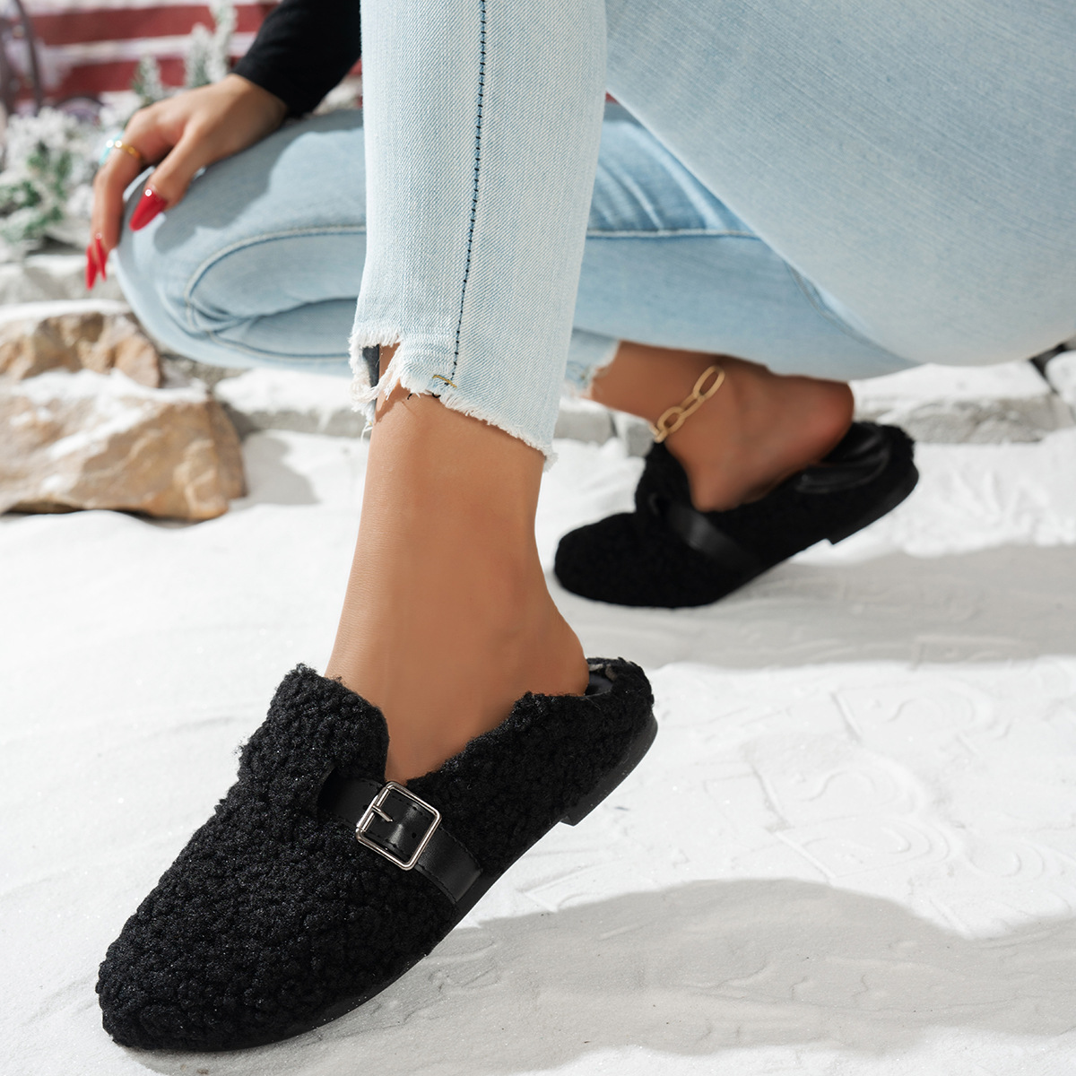 1Pair Women's cotton shoes, low-cut lamb wool warm bean cotton slippers, indoor and outdoor fashionable cozy cotton shoes