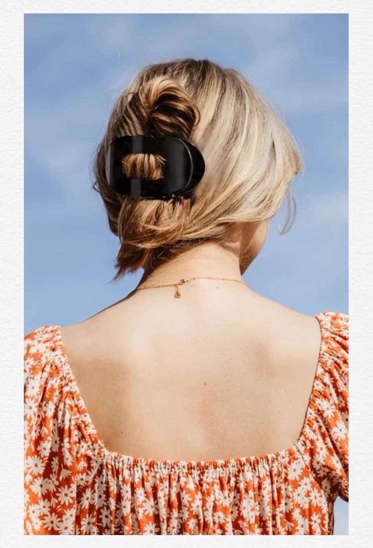 Fashion Oval Hair Claw Clip for Women New Design Leopard Matte Curved Flat Styling Barrettes Acrylic Lying Down Hair Accessories
