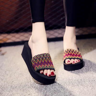 SHWX Fashion slippers sandals with a female muffin slope with Home Furnishing thick non slip bottom summer beach shoes