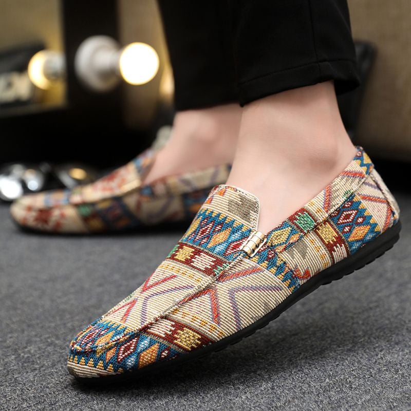 Men's Shoes 2025 Spring New Fashion Lace Up Casual Shoes Mixed Colors Versatile Comfortable Canvas Shoes Lightweight Sneakers