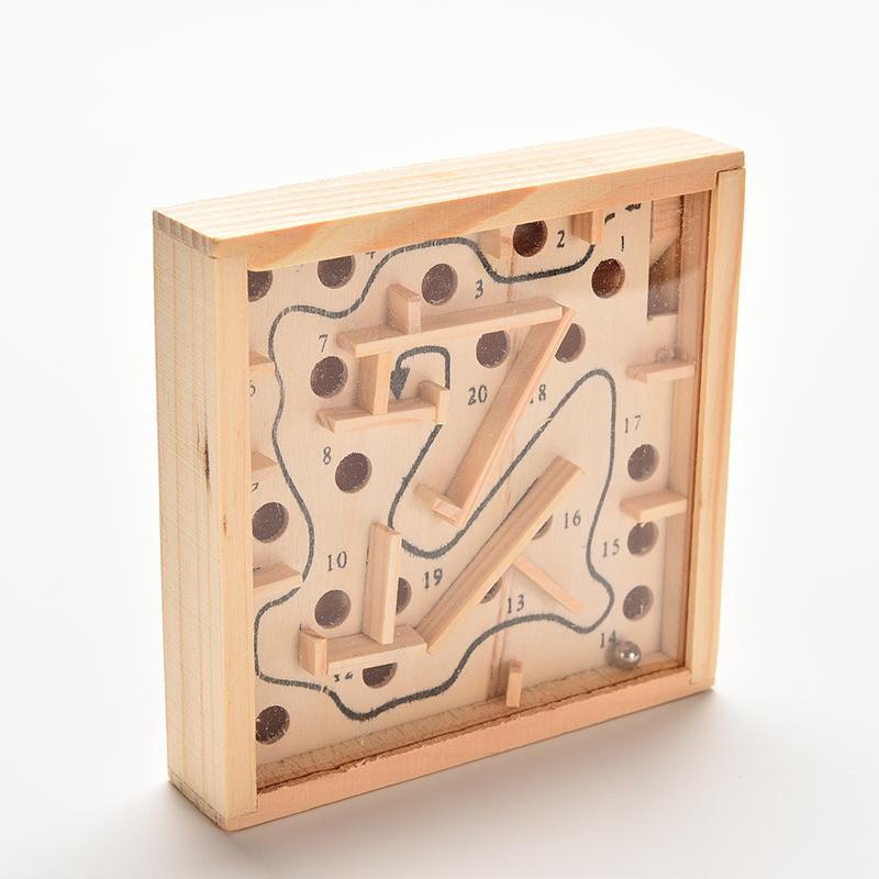 Solitaire Game Wooden Puzzle Toy Maze Board Kids Children Education Learning Intelligence Game Classic Labyrinth Balance Board