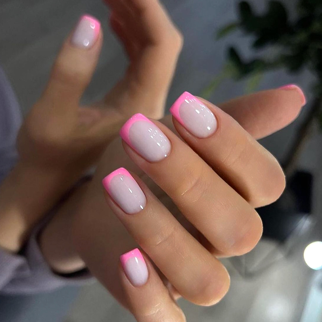 24pcs/Box Short Simple Cute Pink Fake Nails Full cover Fake Nails DIY Manicure Nail Art Tools