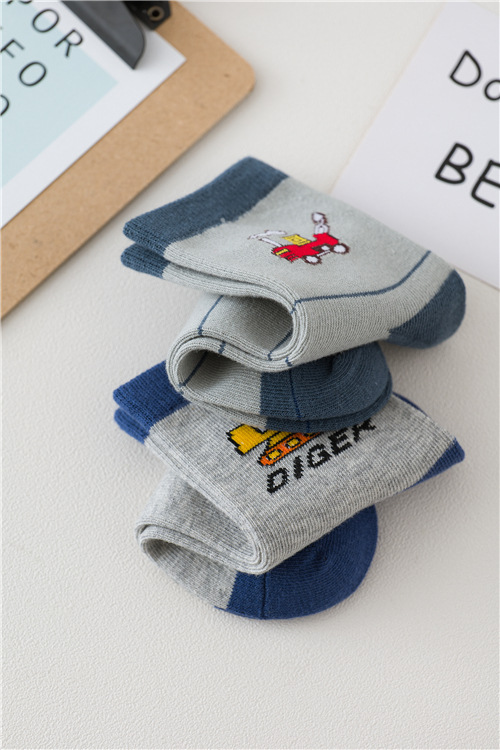 5 pairs of children's socks Spring and Autumn pure cotton car cartoon boys' medium tube socks