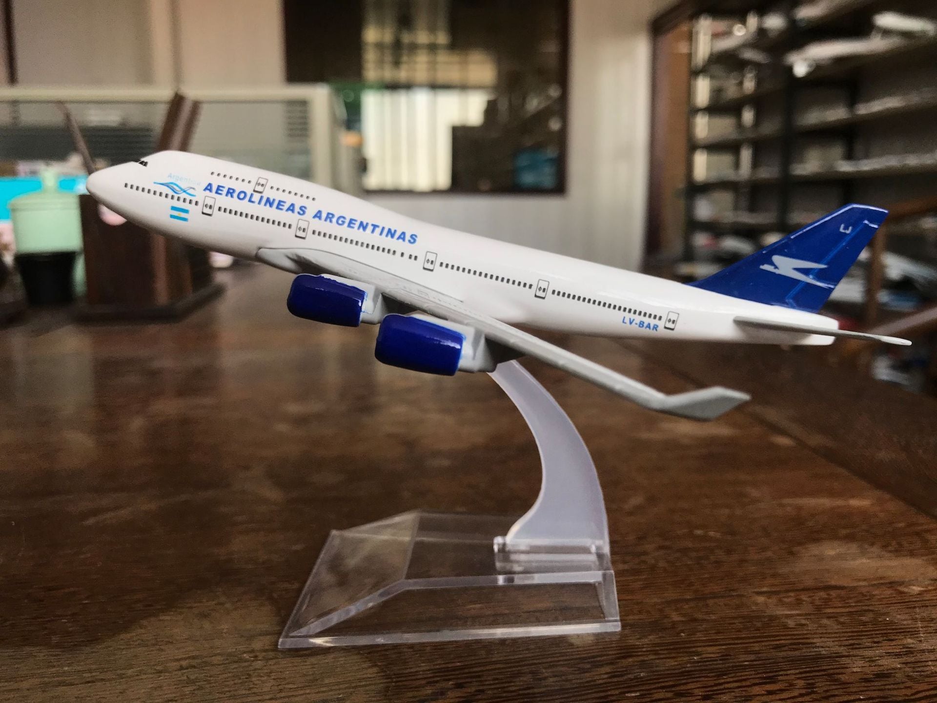 New Original model a380 airbus Boeing 747 airplane model aircraft Diecast Model Metal 1:400 airplane toy Gift collection