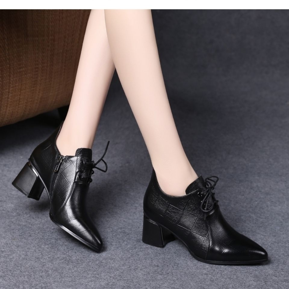 Winter Women Boots Thick Heel Flat Shoes Anti-slip Women Ankle Boots Autumn Fashion Leather Boots