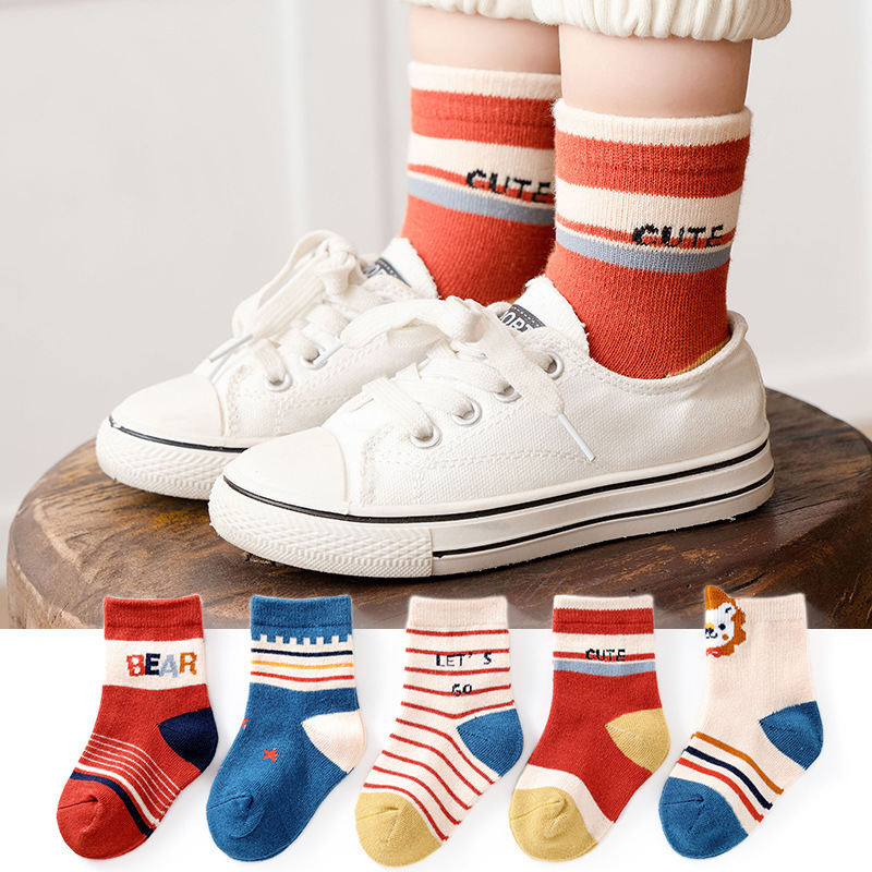 5 pairs of medium tube pure male autumn and winter female baby cartoon children's socks polyester cotton floor socks