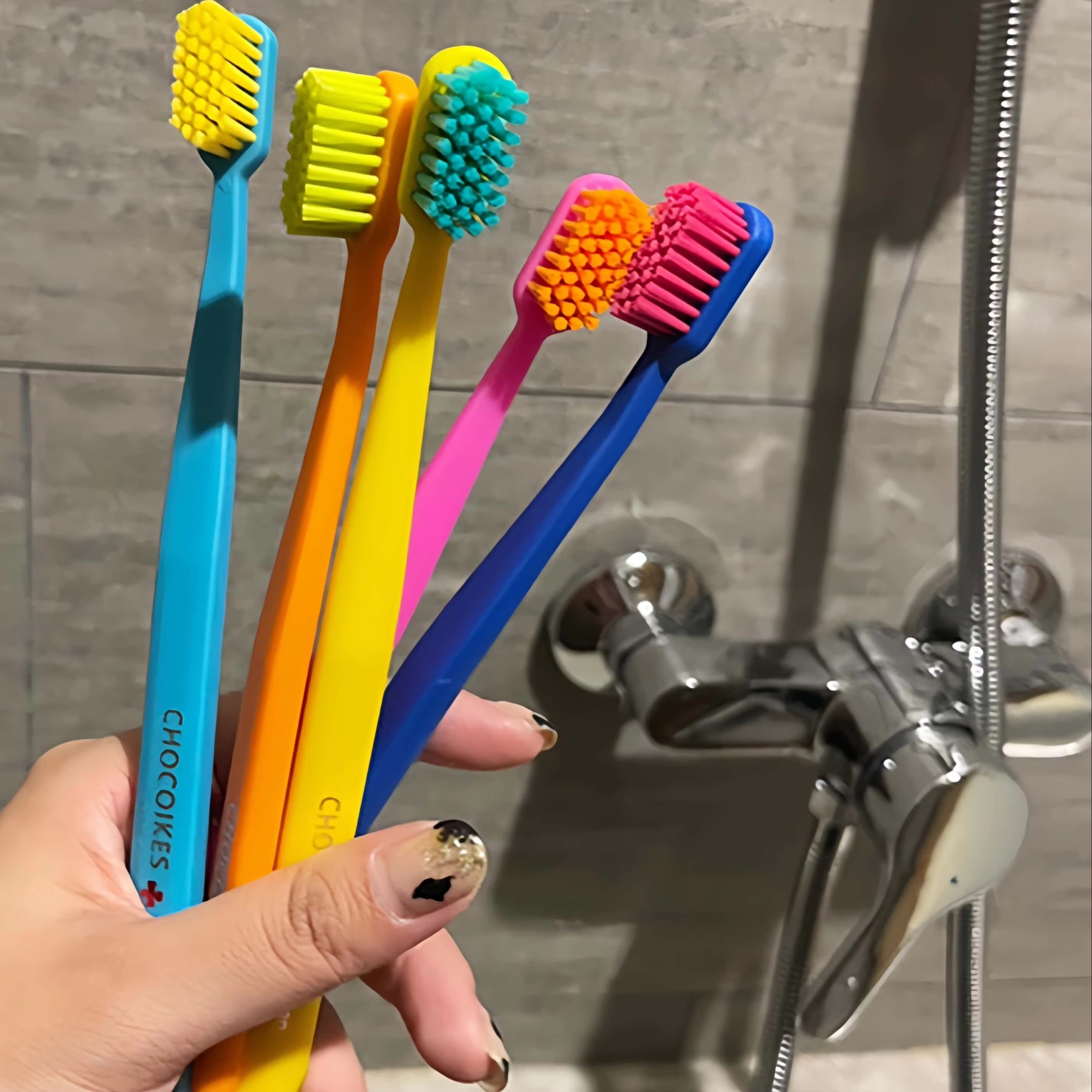 1/5 Packs of Chocolate Swiss Caring Soft Nylon Bristle Toothbrush Set, Ergonomic Handle, Ideal Choice for Travel and Hotels