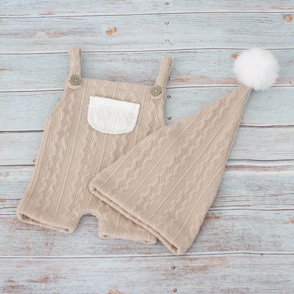 Newborn photography clothing, photography clothing, baby fur ball hat, shoulder strap, shorts set