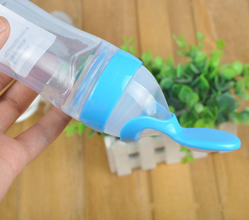 Baby Cereal Bottle Silicone Bottle Squeeze Spoon Child Food Supplement Bottle