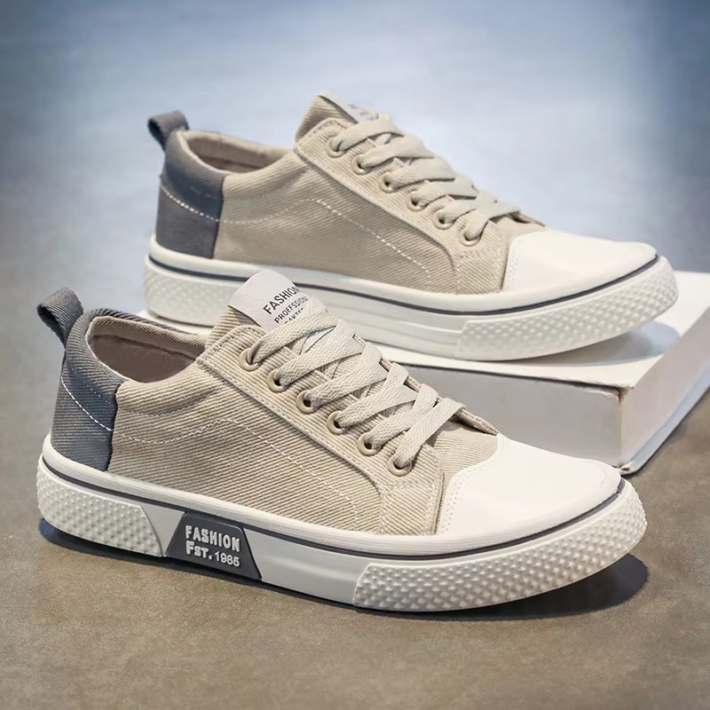 Mens Shoes New Mens Canvas Shoes Comfortable Plus Size 39-44 Skateboarding Shoes Wear Resistant Fashion Men Casual Sneakers