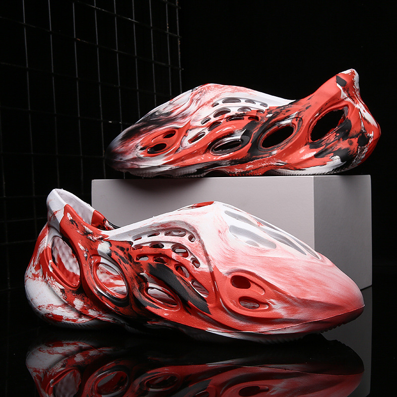 Men's hole shoes, fashionable men's and women's casual shoes, couple sports shoes