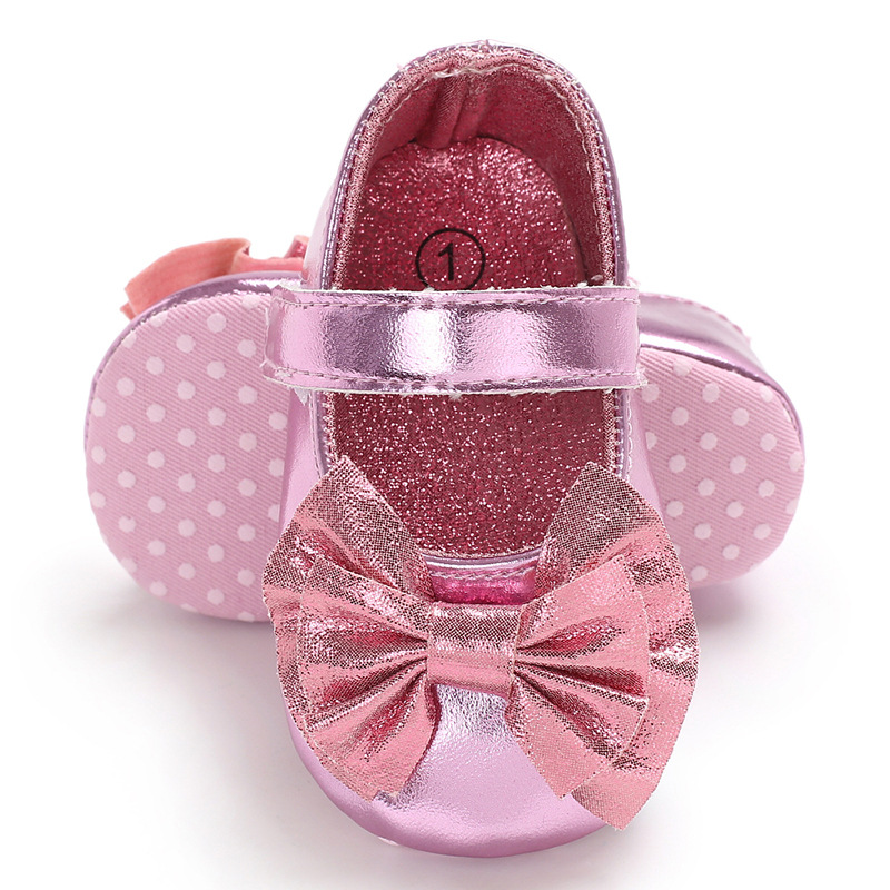 Cute Spring Newborn Golden Baby Shoes Non Slip Cloth Bottom Girl Shoes Elegant Breathable Casual Baby First Walking Shoes