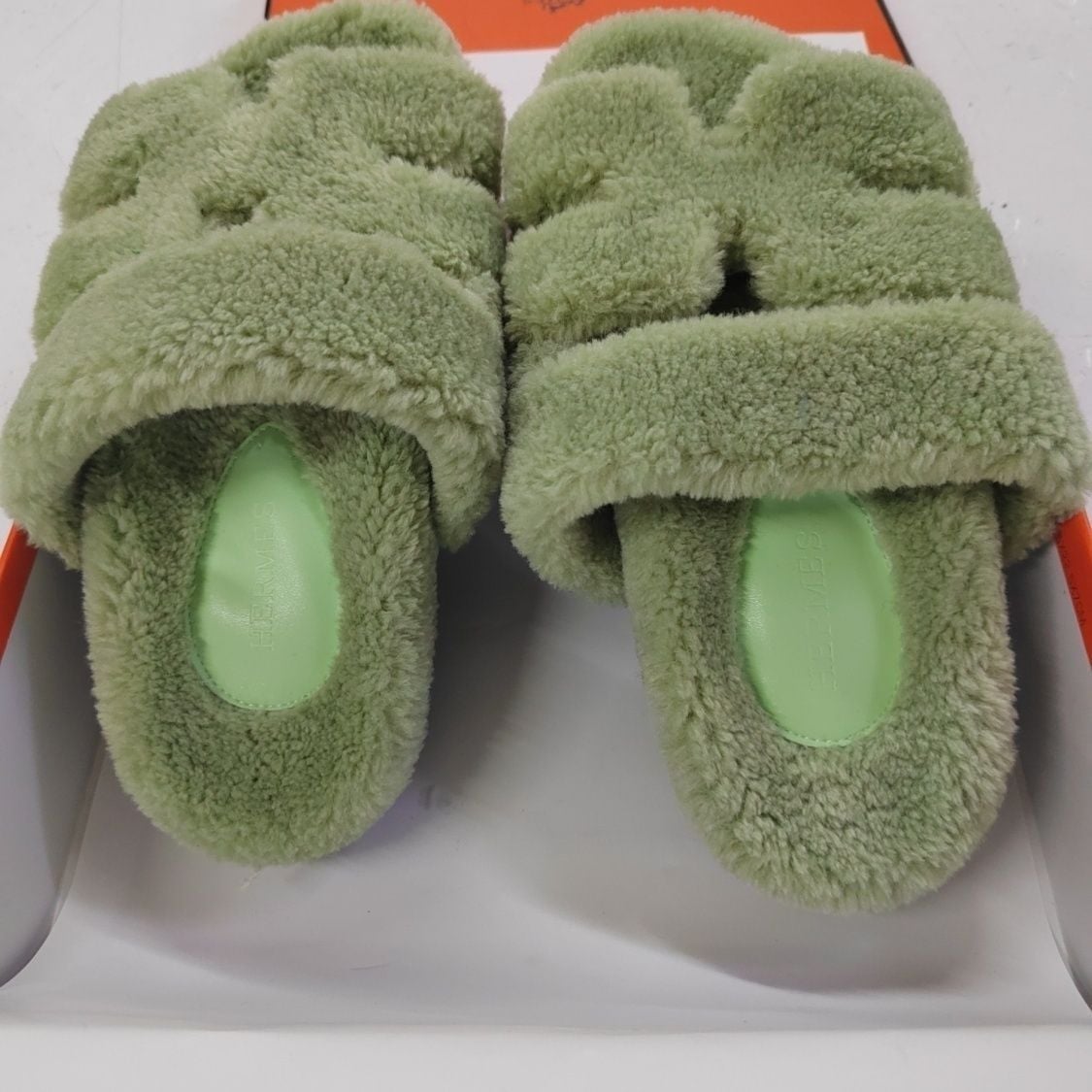 HERMES Slippers Waterproof Slippers Woman Men Indoor Slippers Lovers Home Slipper Thick Sole Femael Kitchen Shoes