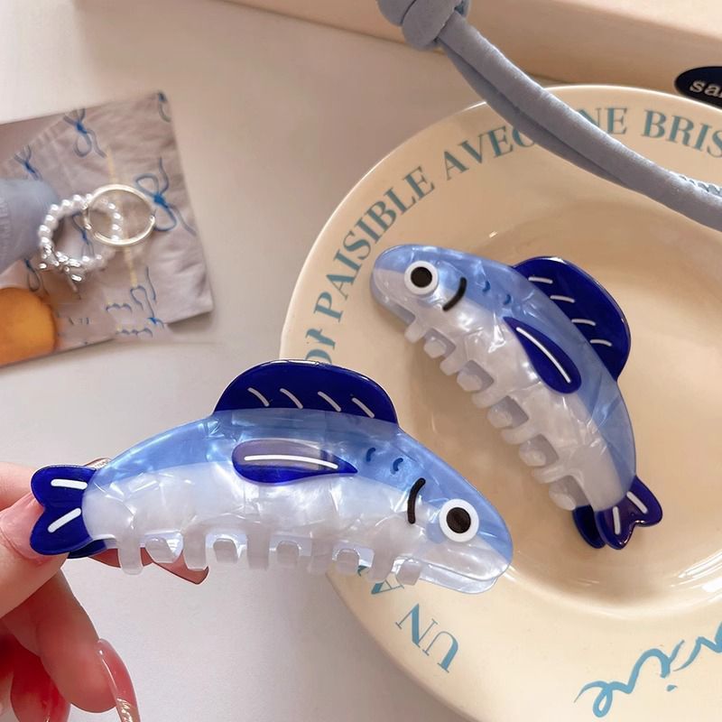 1Pcs Creative Ocean Sardine Hair Clip Cute Shark Texture Ponytail Holder Female Hair Ornament Clip