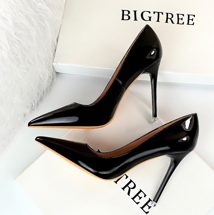 new European and American style metal heel super high heel shiny patent leather shallow pointy sexy nightclub slim high hee