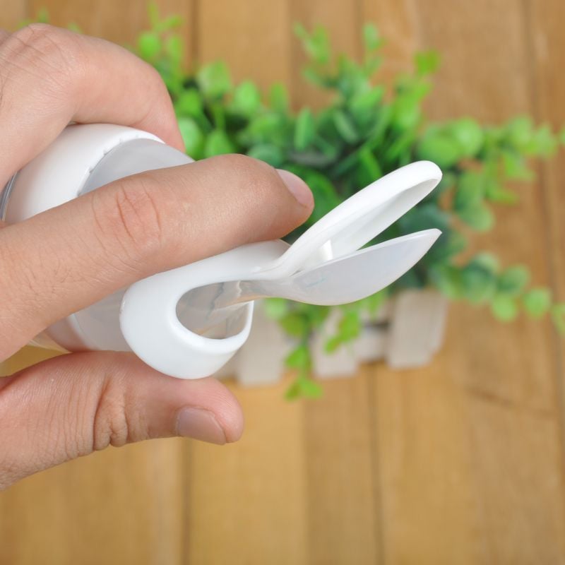 1Pc 90mL Silicone Baby Cereal Feeder Bottle Spoon Baby Toddler Feeding Bottle with Spoon Fresh Food Cereal Squeeze Feeder Hot