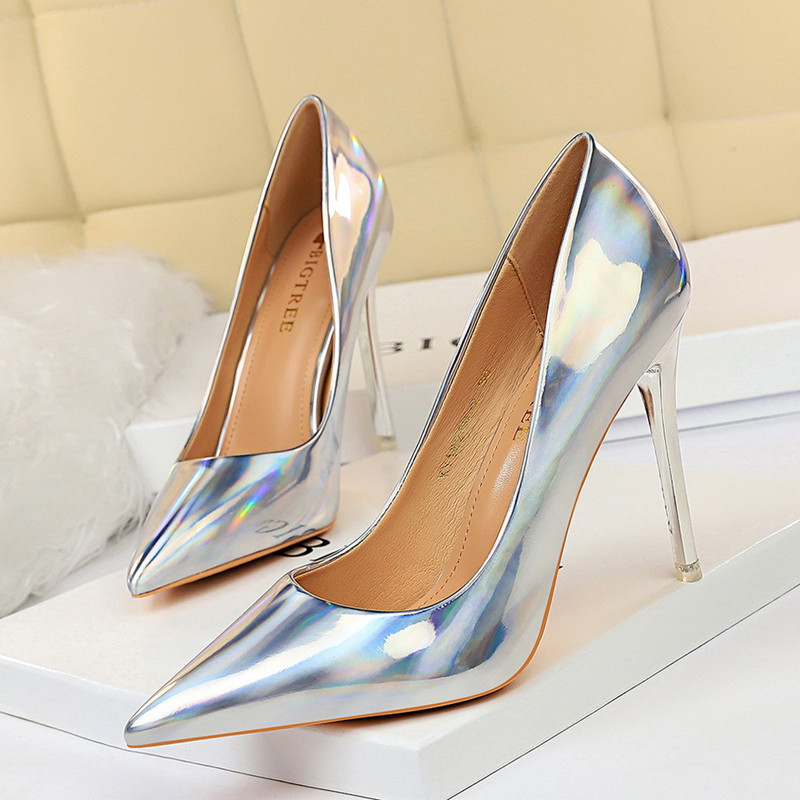 new European and American style metal heel super high heel shiny patent leather shallow pointy sexy nightclub slim high hee
