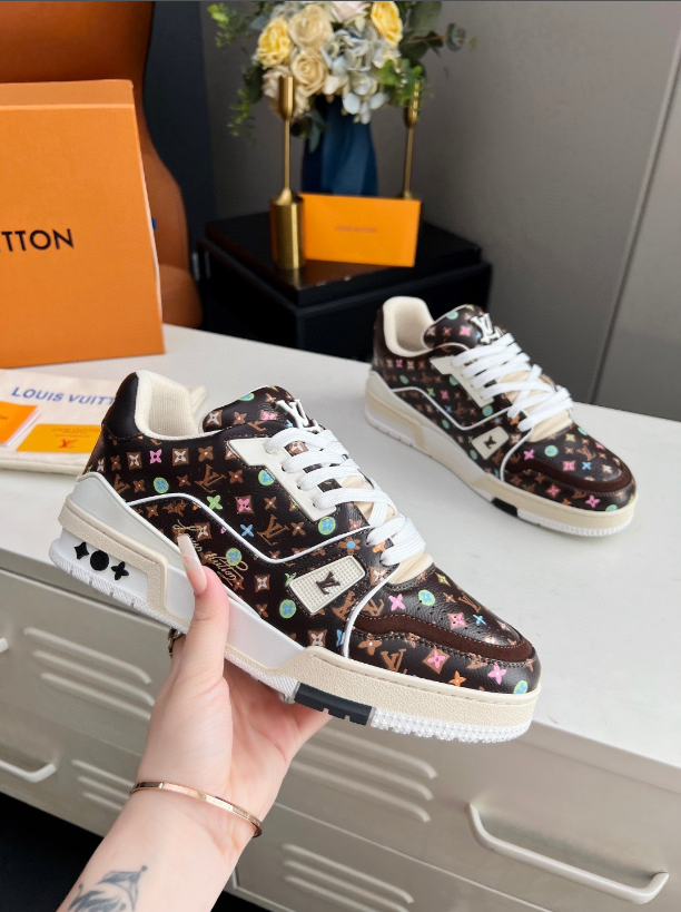 LV high-end couple style fashion printed sneakers casual sports shoes