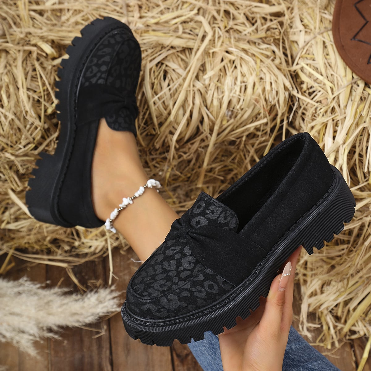 New British style thick soled loafers for women's foreign trade in plus size small leather shoes
