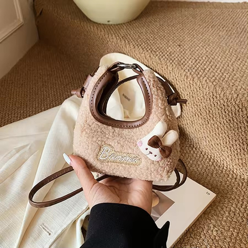 1PC Lamb Hair Bunny Mini Girl's Change Accessory Bag Autumn and Winter New Retro versatile Children's Crossbody Bag