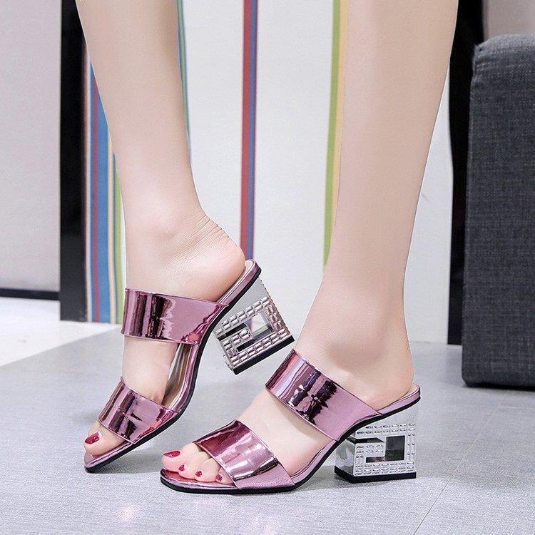 Summer New Patent Leather Women Sandals Fashion Thick High Heels Slippers Woman Outdoor Casual Solid Color Beach Flip Flop