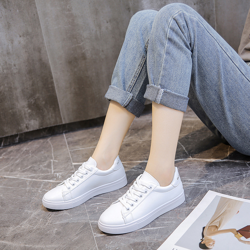 2025 White women's shoes sports outdoor travel casual shoes comfortable thin spring and autumn summer