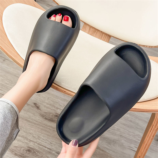 Yeezy Men Women Hole Sandals Slippers Couple Men's Ladies Beach Shoes Indoor Outdoor Casual Slipper Sandal