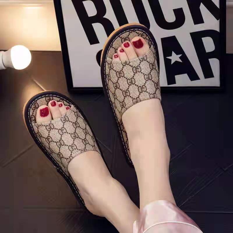 Fashion slippers sandals with a female muffin slope with Home Furnishing thick non slip bottom summer beach shoes