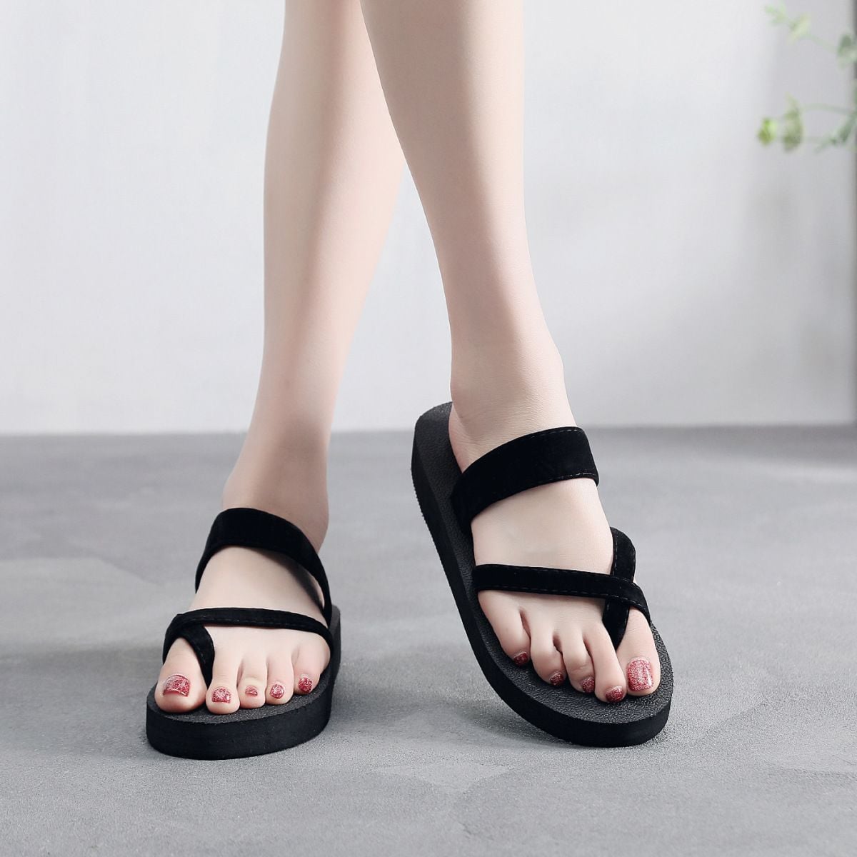 Fashion Beach Slippers for Women Solid Clip Toe Flip Flops Summer Flat Shoes Sandals Non-slip