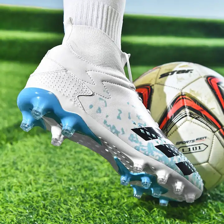 New Arrivals Training Football Shoes Low Ankle Spike Soccer Shoes Turf Football Cleats Shoes