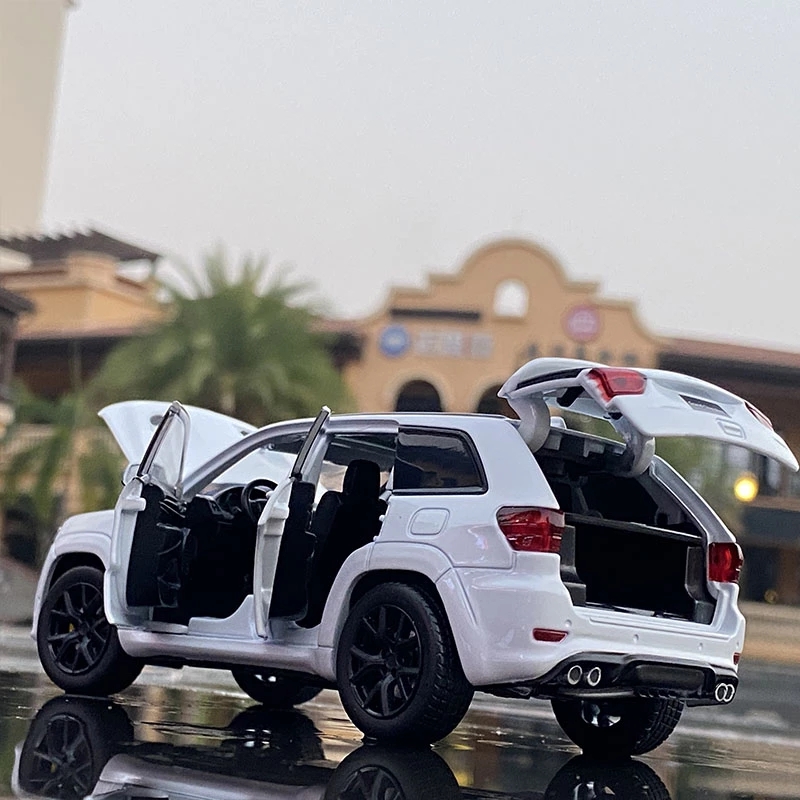 JK823570 simulation Jeep Grand Cherokee alloy car model steering shock absorber children's toy car metal