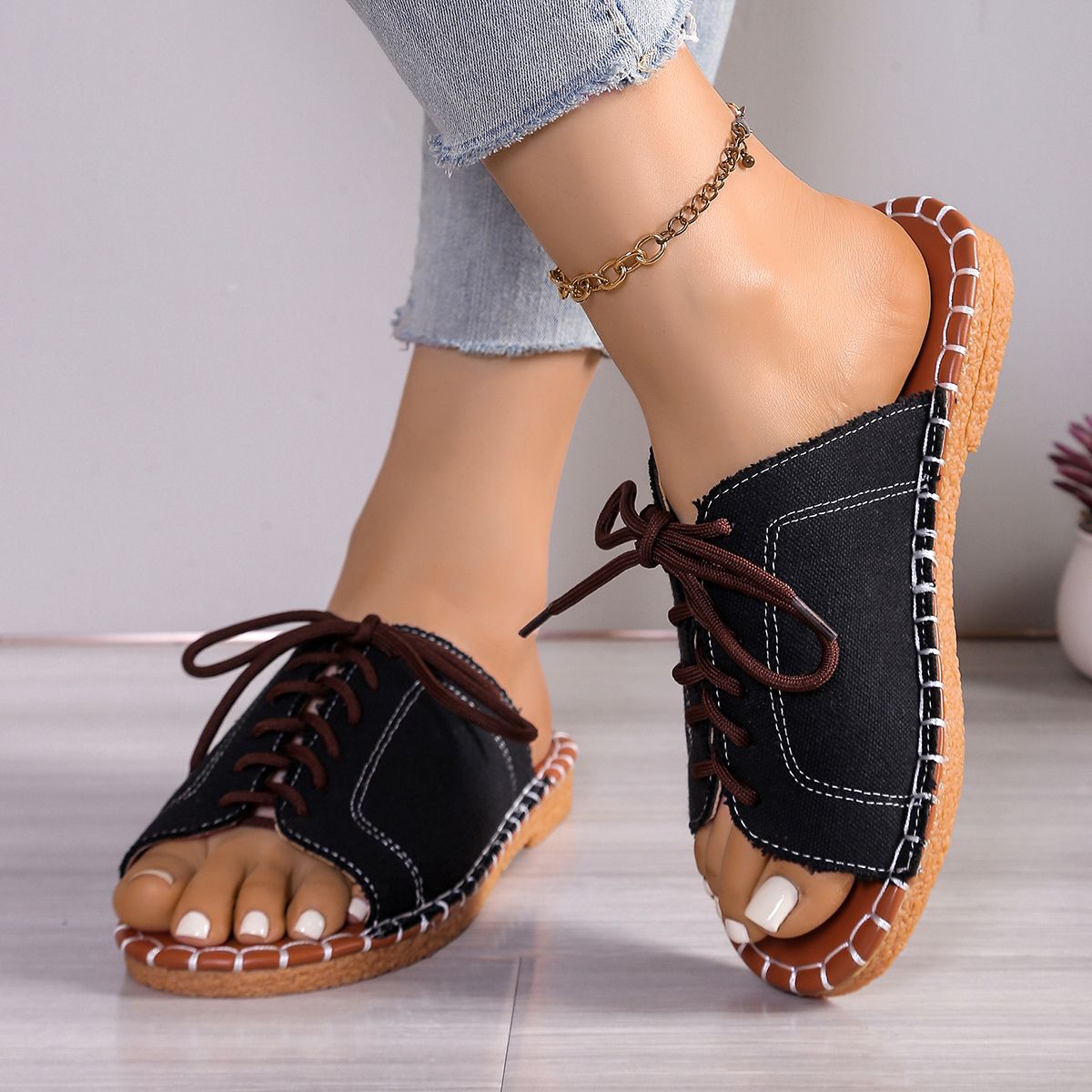 Women Slippers Casual Beach Holiday Slippers Summer Fashion Outdoor Flat Shoes Open Toe Sandals Women Slides