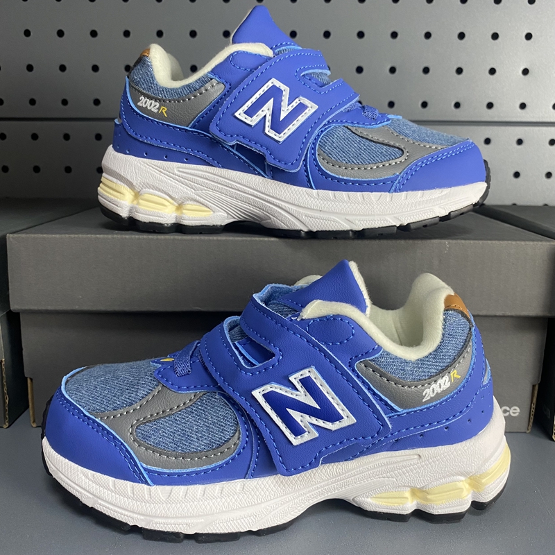 NB2002 children's shoes breathable and anti slip Velcro new sports shoes for boys and girls, casual and lightweight shoes