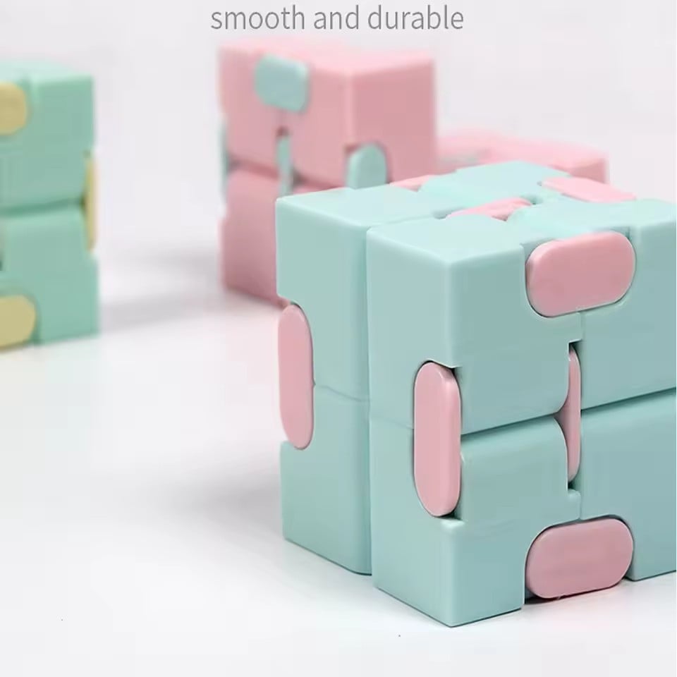 1PC Stress relieving Pocket Fingertip Magic Cube Flip Cube Macaron Six sided Toy Creative Finger Unlimited Magic Cube