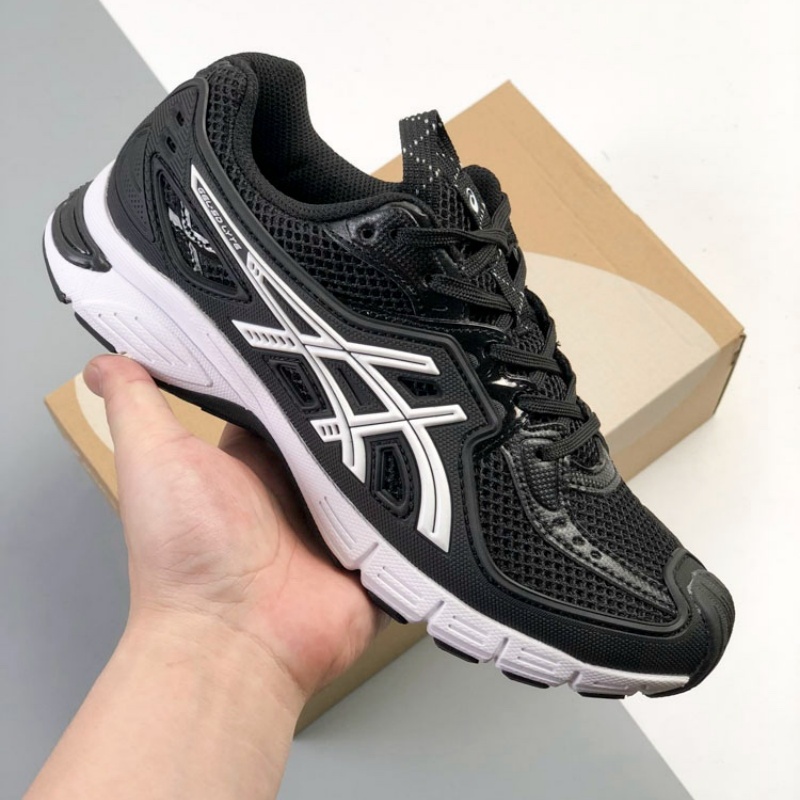 Asics Gel Sd Lyte lightweight, comfortable, breathable material cushioning men's and women's shoes