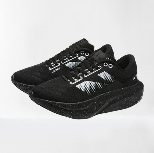 New Balance FuelCell Rebel V4: Lightweight, Anti-Slip, Shock-Absorbing Woven Running Shoes