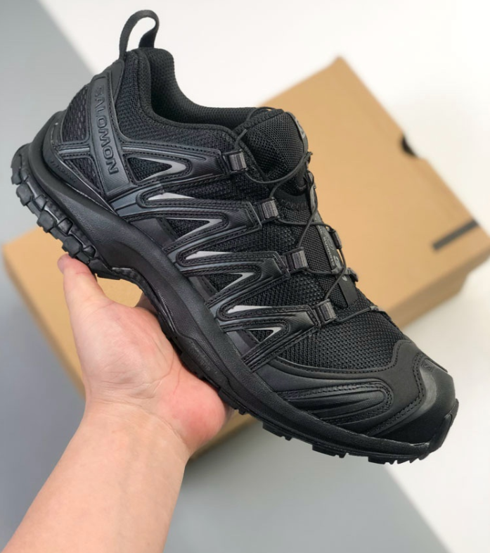Salomon Xapro 3D Oslay Trail Running Shoes with Breathable Functionality