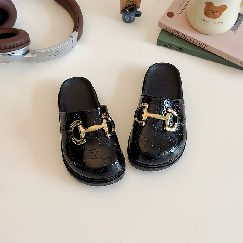 Baby Fashion Versatile Baotou Slippers for External Wear 2026 Summer Korean Edition New Children's Flat Slippers